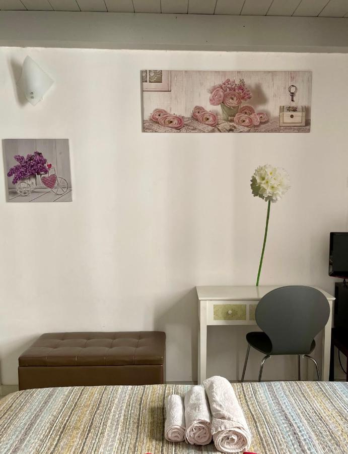 Saturno House Cagliari Center Hotel Ngoại thất bức ảnh