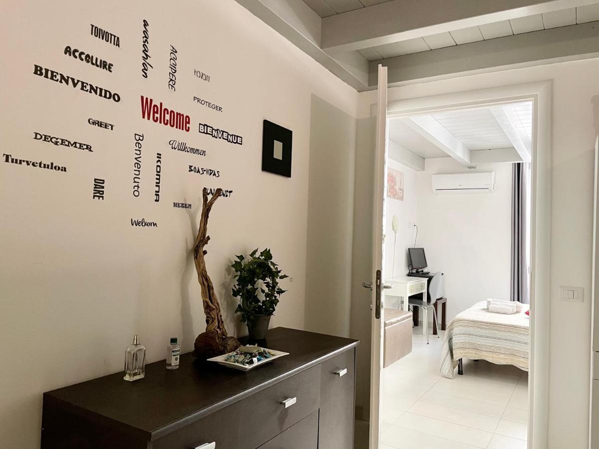 Saturno House Cagliari Center Hotel Ngoại thất bức ảnh