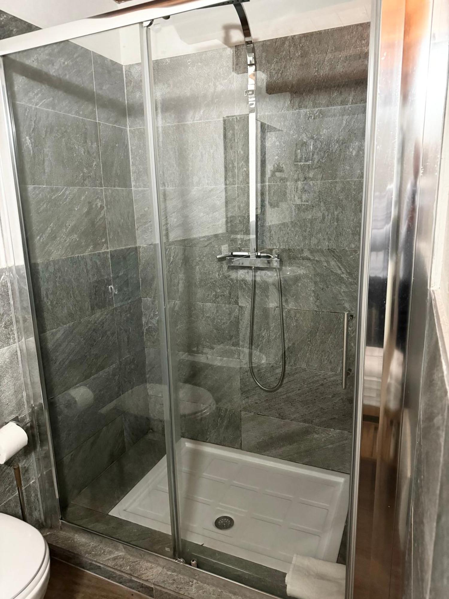 Saturno House Cagliari Center Hotel Ngoại thất bức ảnh